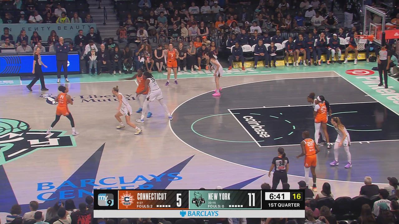 Breanna Stewart with 19 Points vs. Connecticut Sun