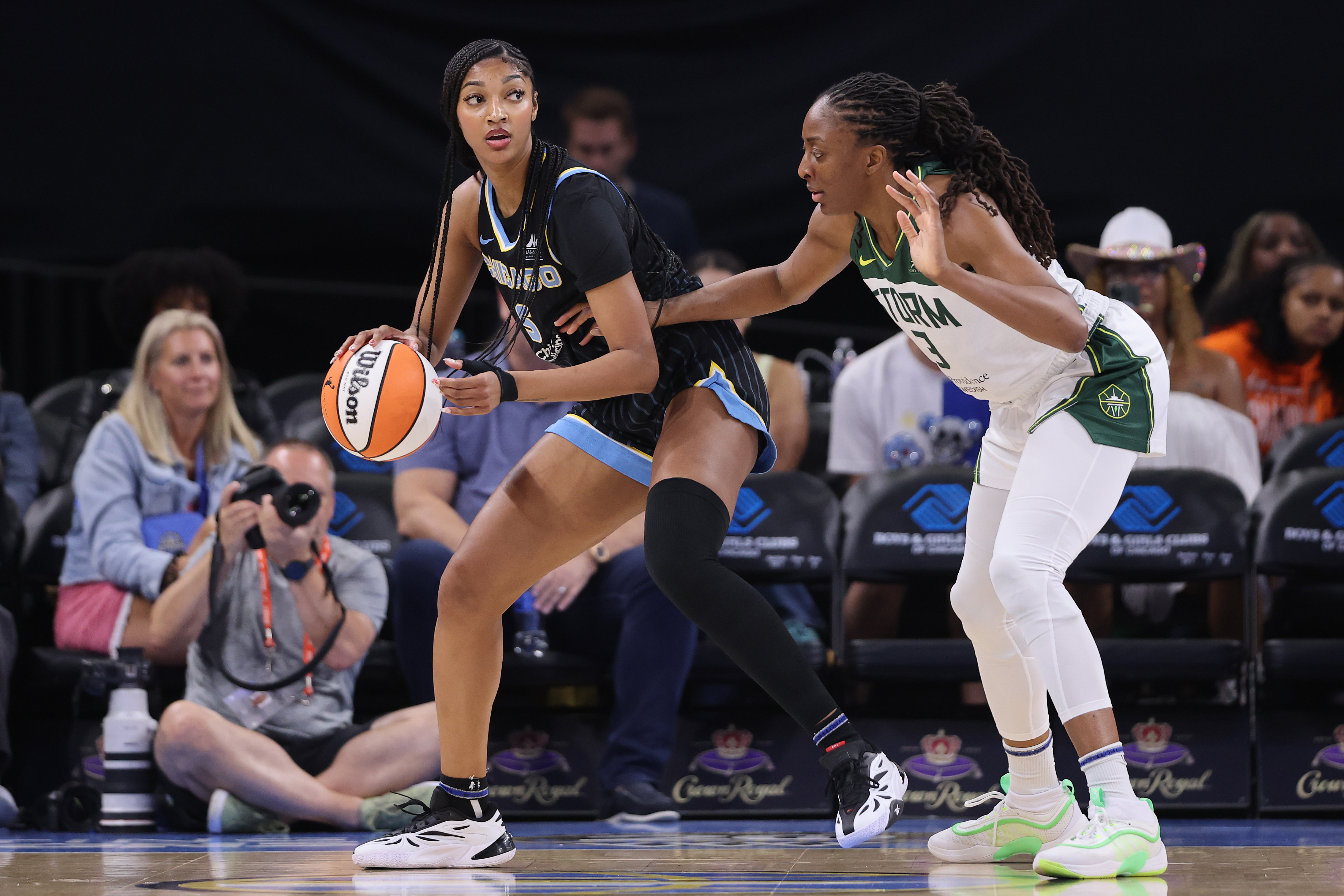 Angel Reeese Height Angel Reese Stats, Height, Weight, Position, Draft Status and More | WNBA