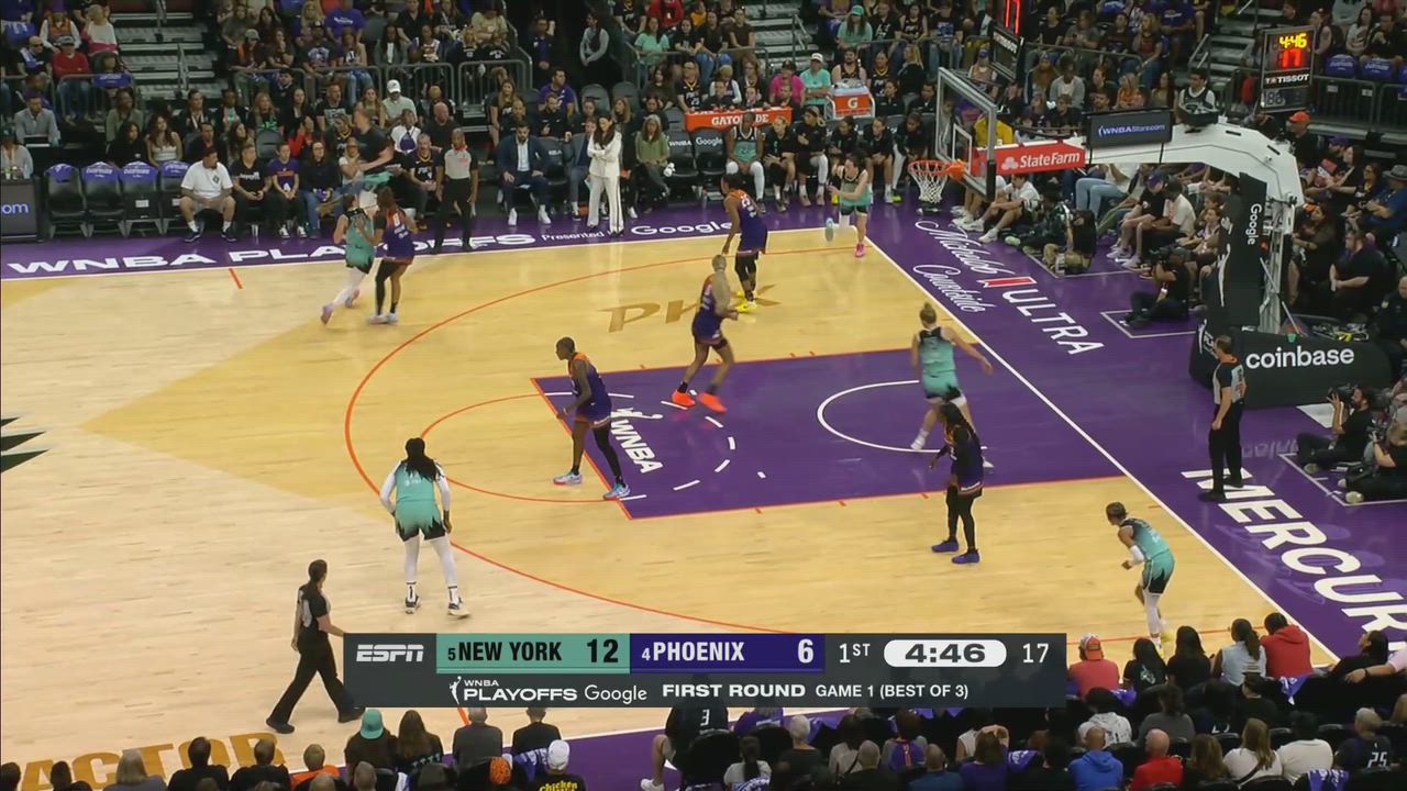 Breanna Stewart with 18 Points vs. Phoenix Mercury