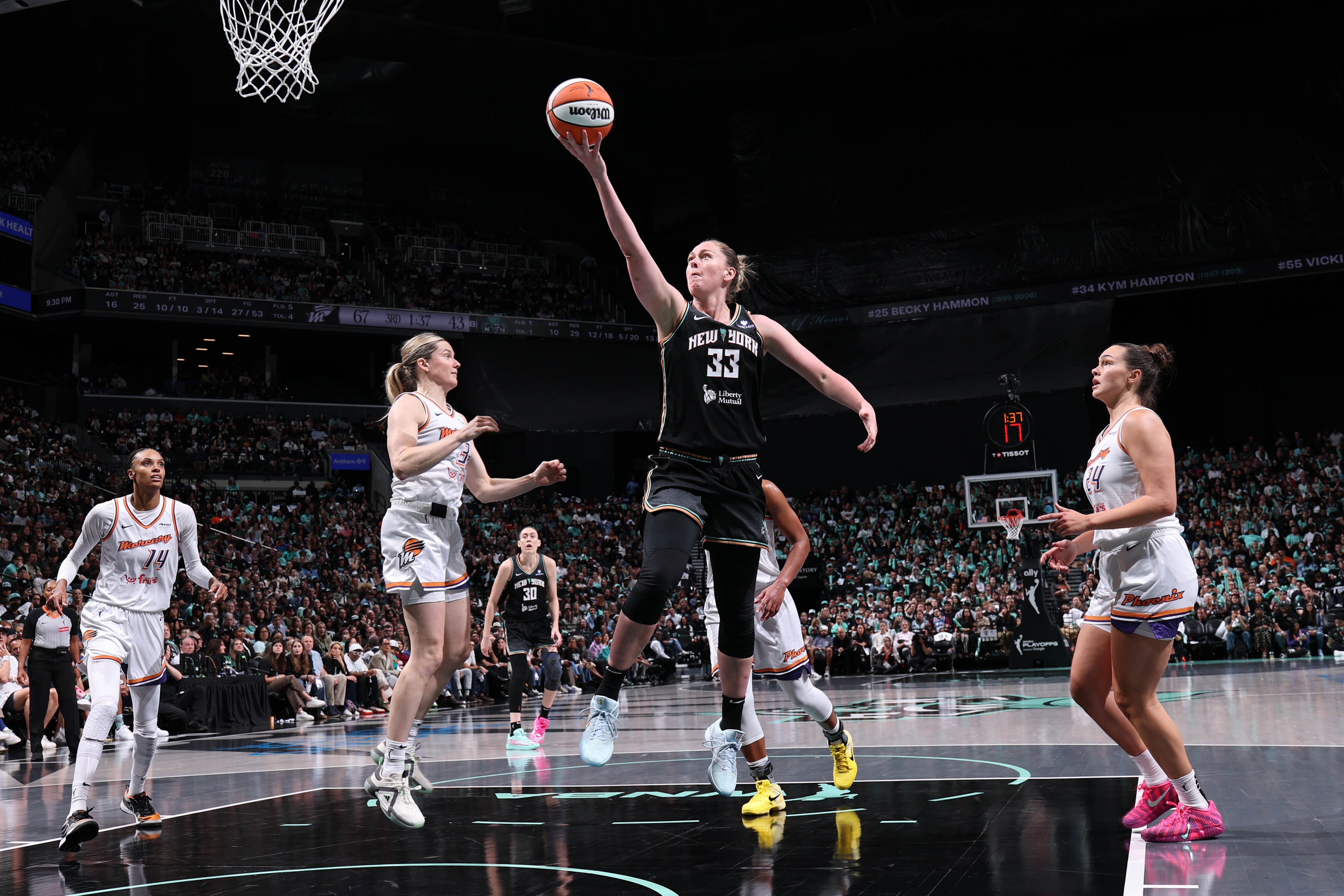 BROOKLYN, NY - SEPTEMBER 17: Emma Meesseman #33 of the New York Liberty drives to the basket during the game against the Phoenix Mercury during Game Two Round One of the 2025 WNBA Playoffs on September 17, 2025 at Barclays Center Arena in Brooklyn, New York. NOTE TO USER: User expressly acknowledges and agrees that, by downloading and or using this photograph, User is consenting to the terms and conditions of the Getty Images License Agreement. Mandatory Copyright Notice: Copyright 2025 NBAE(Photo by David L. Nemec/NBAE via Getty Images)