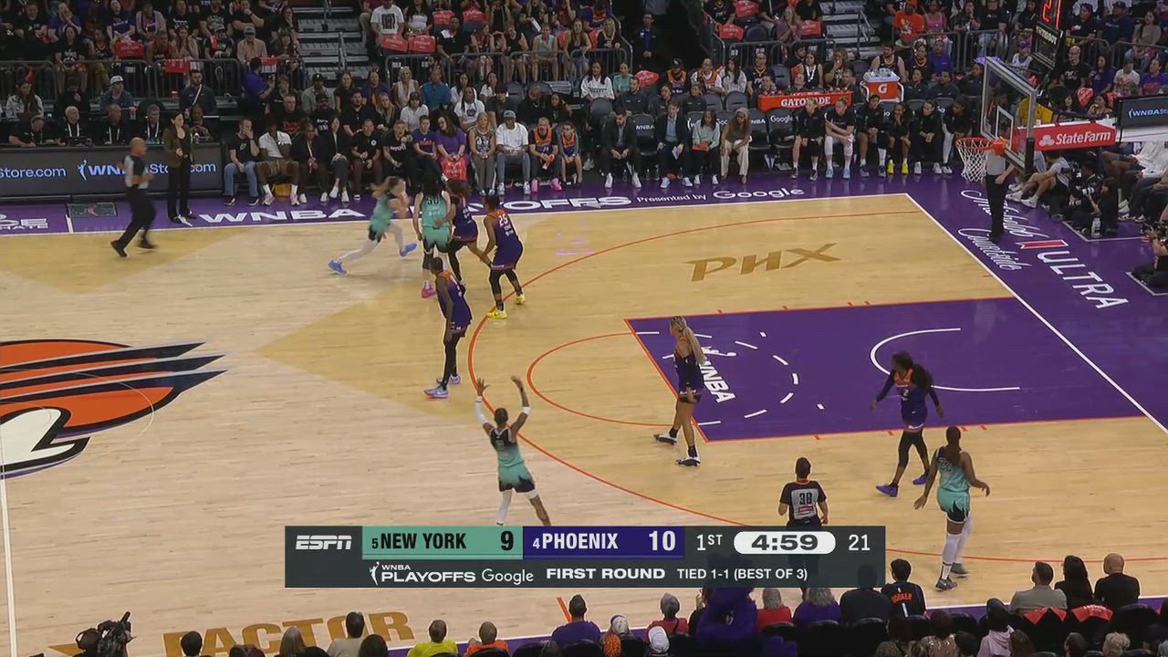 Sabrina Ionescu with 22 Points vs. Phoenix Mercury