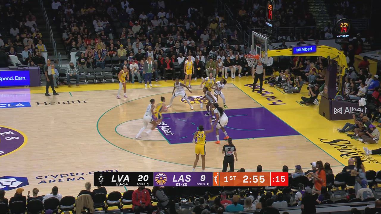 Kelsey Plum with 15 Points vs. Las Vegas Aces