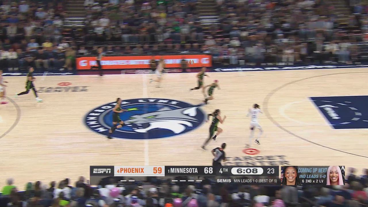 Alyssa Thomas with one of the day's best assists