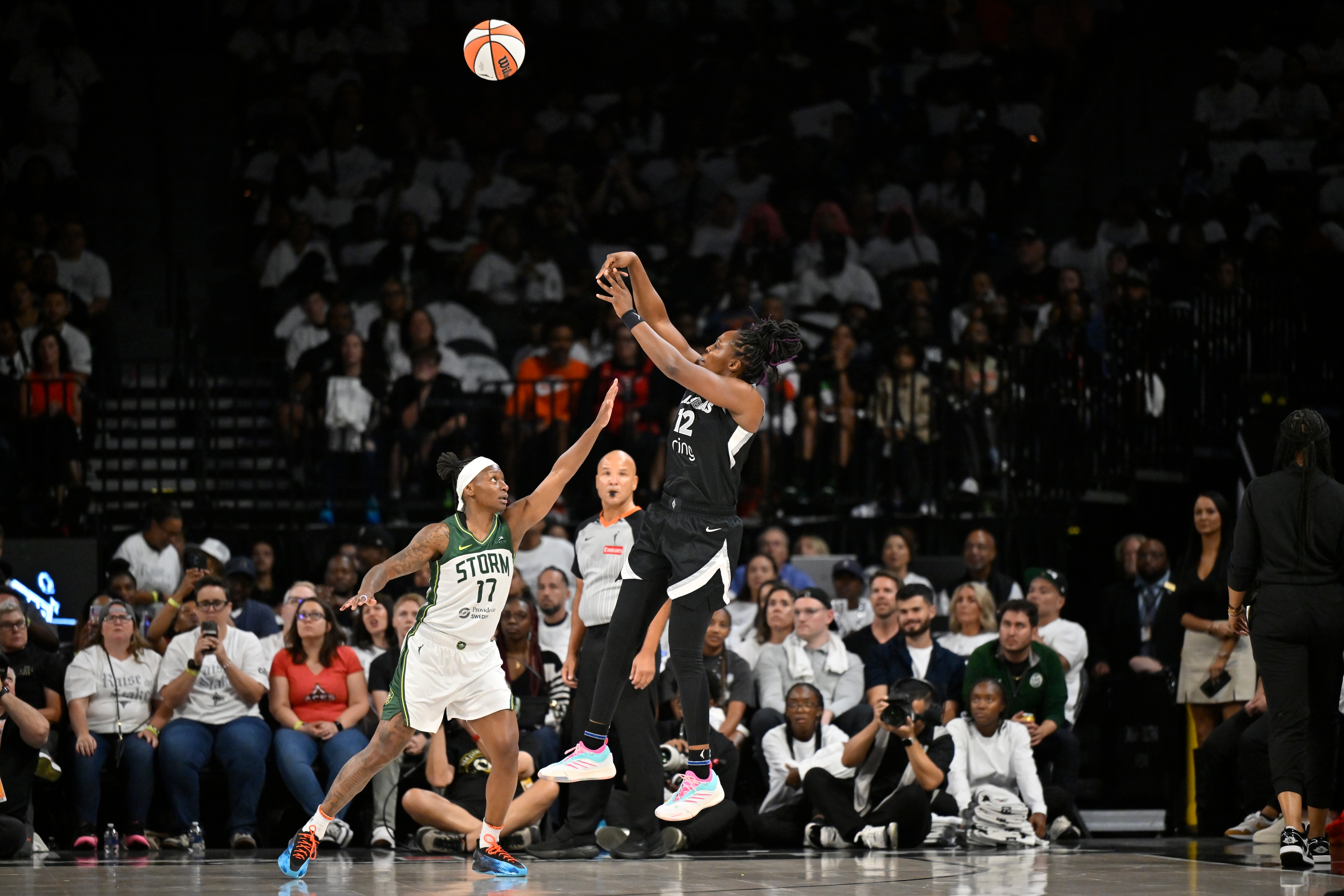 Chelsea Gray #12 of the Las Vegas Aces shoots the ball during the game against the Seattle Storm