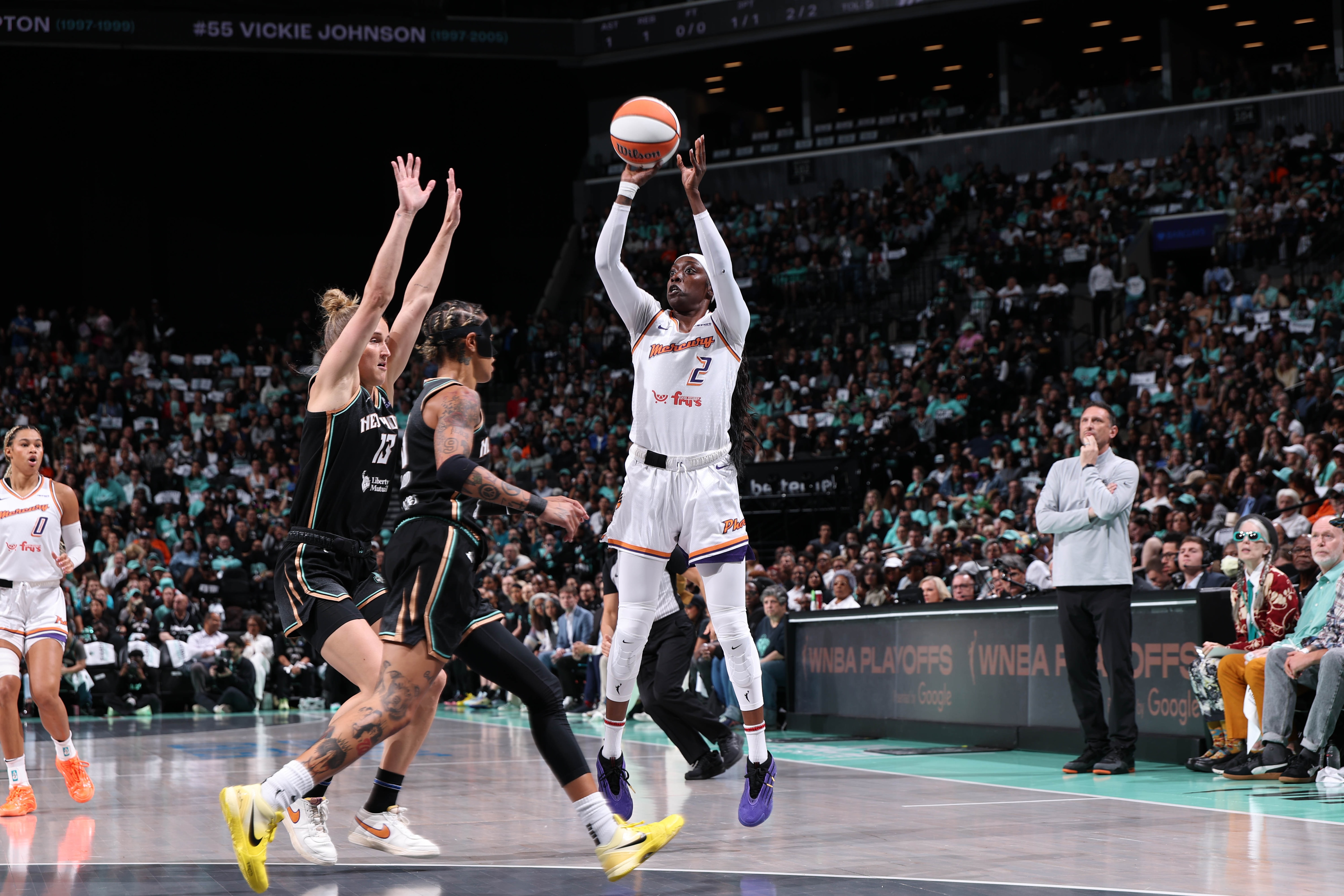 BROOKLYN, NY - SEPTEMBER 17: Kahleah Copper #2 of the Phoenix Mercury shoots the ball during the game against the New York Liberty during Game Two Round One of the 2025 WNBA Playoffs on September 17, 2025 at Barclays Center Arena in Brooklyn, New York. NOTE TO USER: User expressly acknowledges and agrees that, by downloading and or using this photograph, User is consenting to the terms and conditions of the Getty Images License Agreement. Mandatory Copyright Notice: Copyright 2025 NBAE(Photo by David L. Nemec/NBAE via Getty Images)
