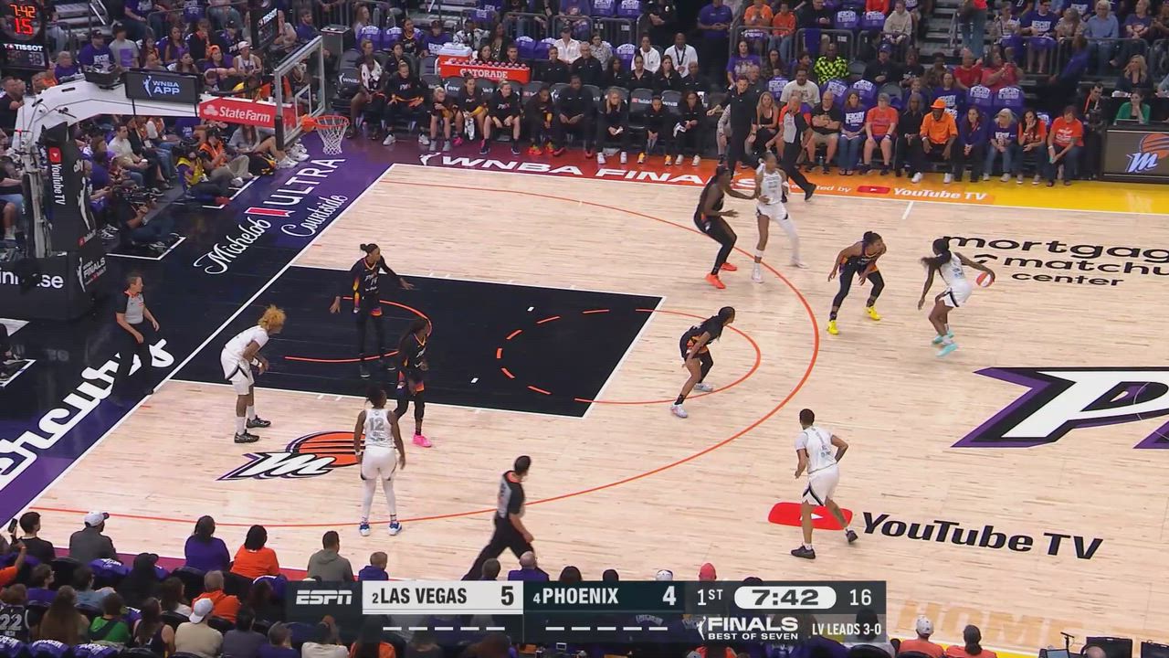 Jackie Young with 18 Points vs. Phoenix Mercury