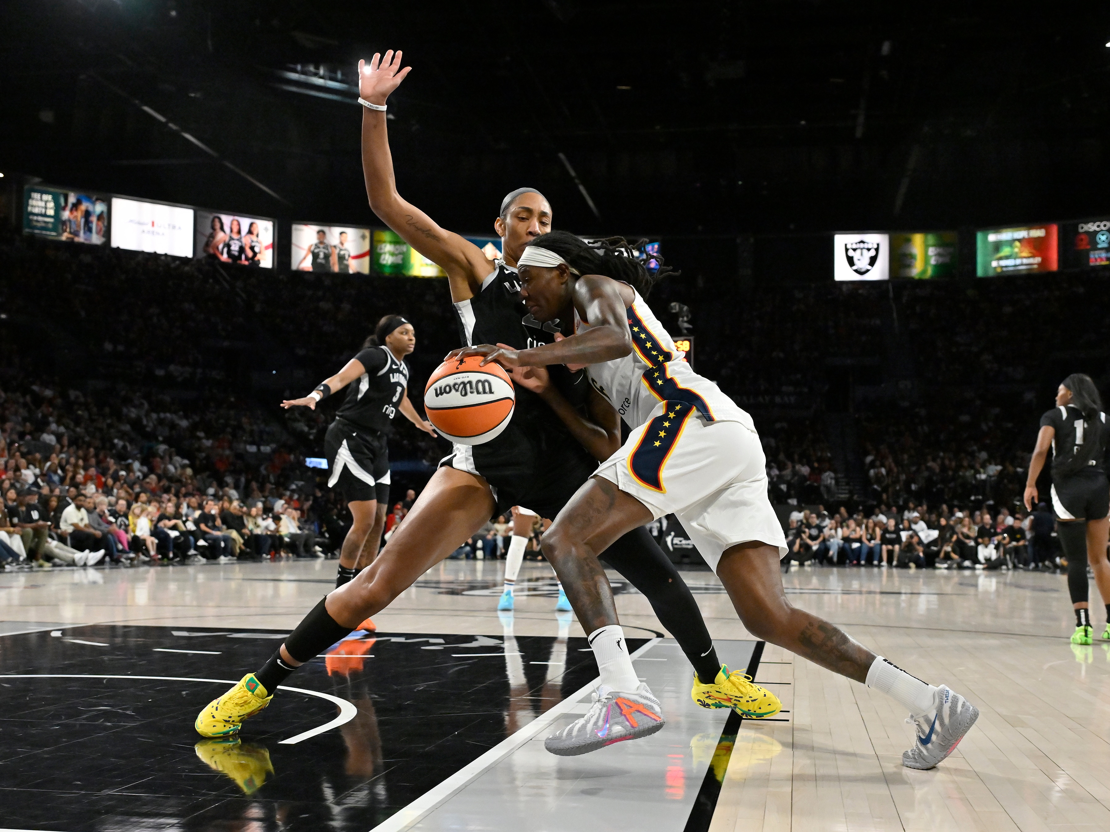 Natasha Howard #6 of the Indiana Fever drives to the basket during the game against the Las Vegas Aces