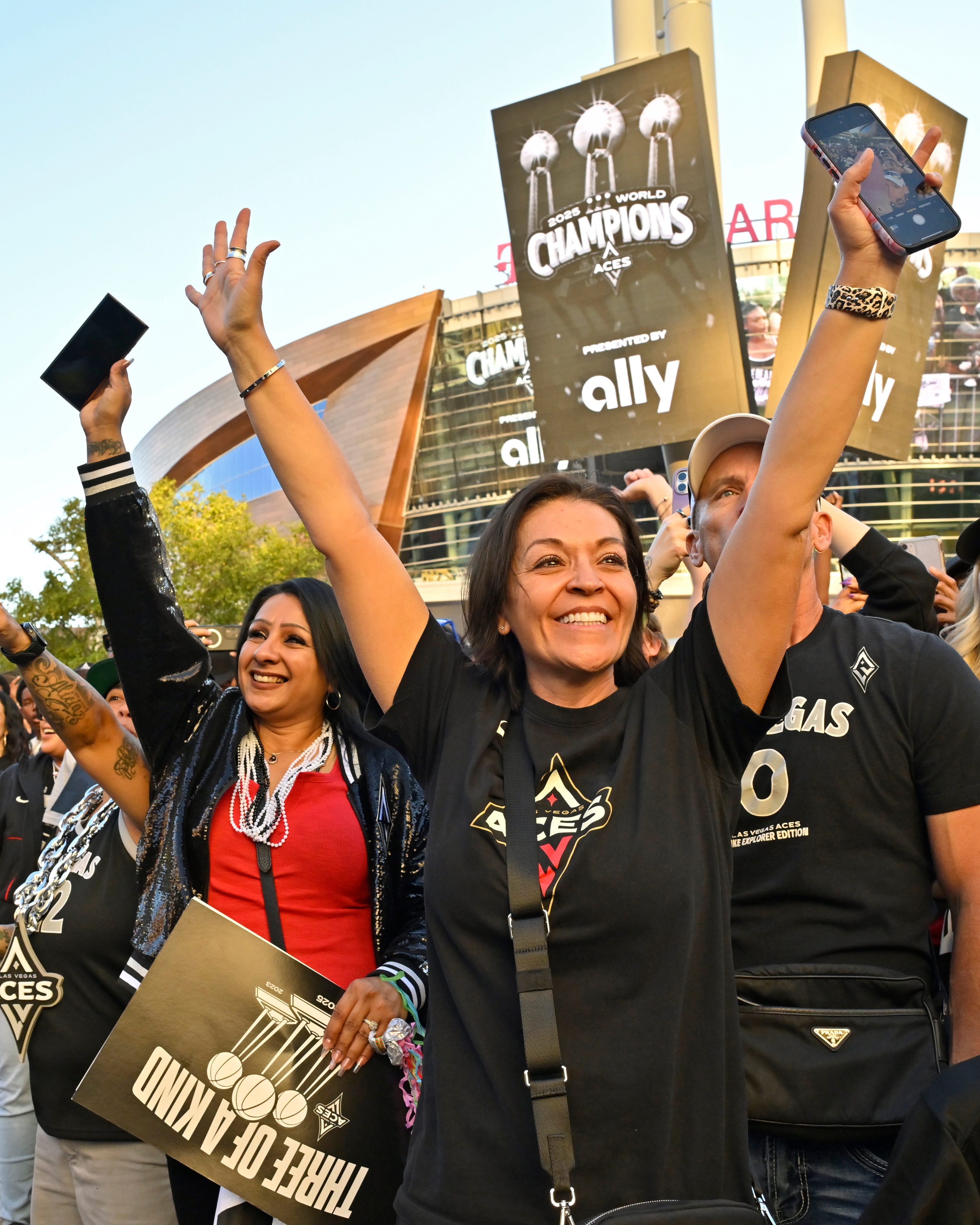 Las Vegas Aces' Fans cheering