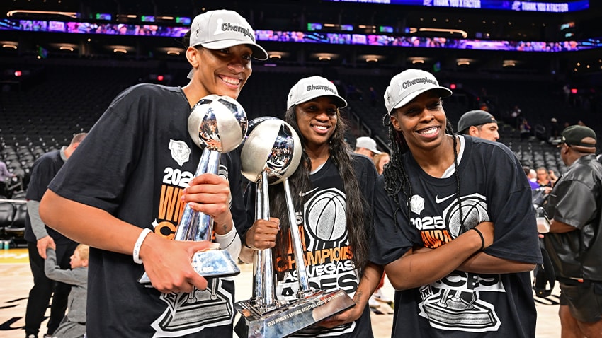Photo Gallery: 2025 WNBA Finals – Game 4 (10/10/2025)