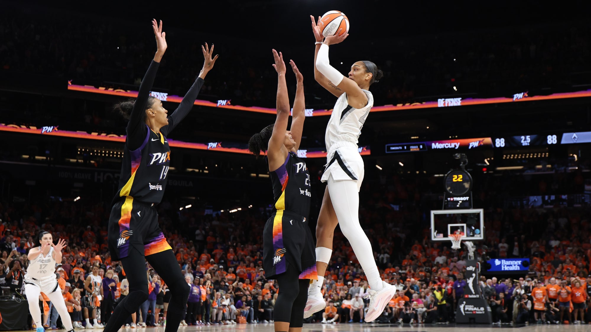 Top 10 Plays of the 2025 WNBA Finals
