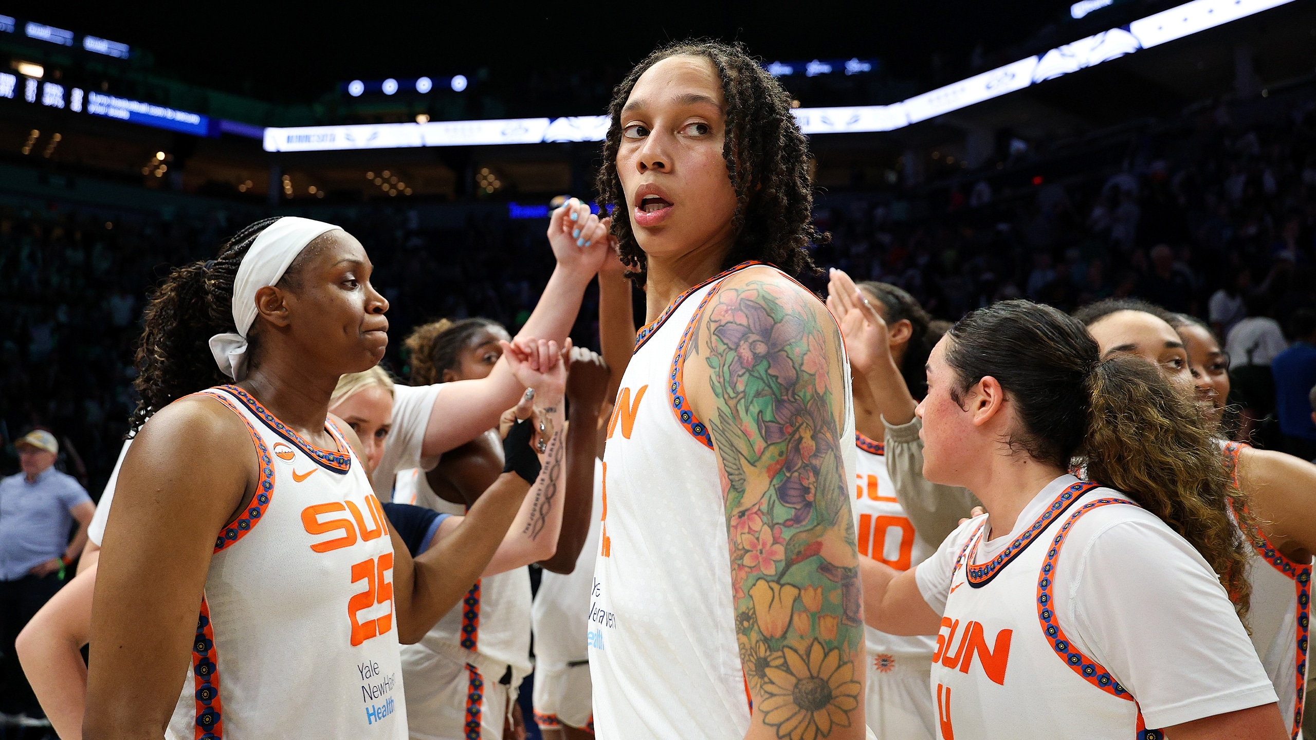 Griner Drops 29 in Sun Upset Win vs. Lynx