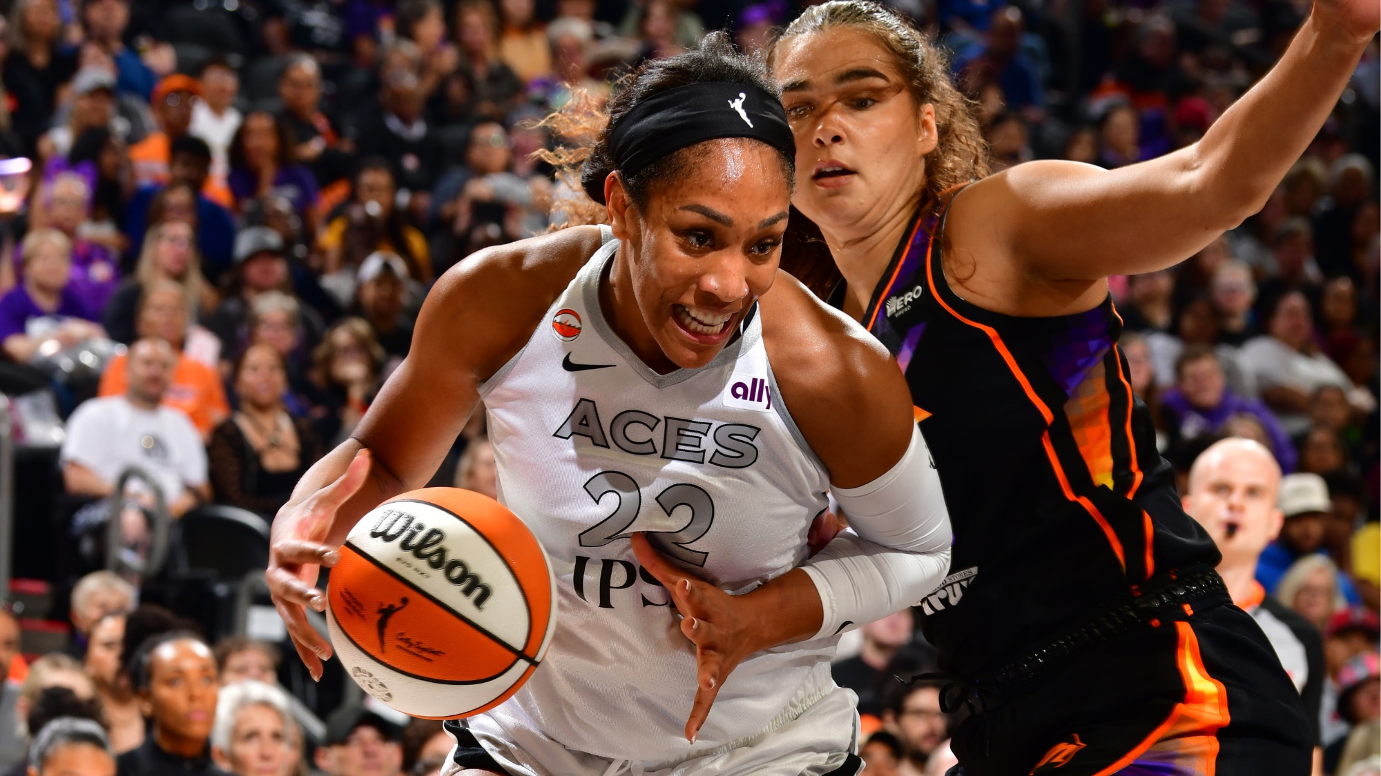 A'ja Wilson Scores 34 Points