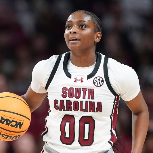 Ta'Niya Latson headshot