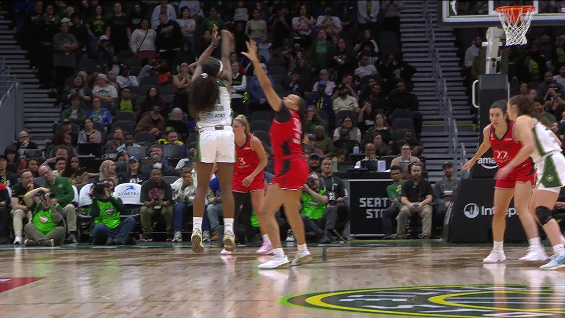 Flau'jae Johnson Points Leader in Seattle Storm vs. Portland Fire - Top Points