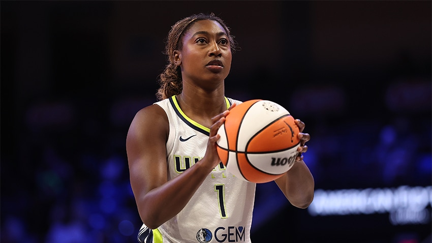 Connecticut Sun Acquire Diamond Miller