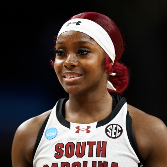 Raven Johnson headshot