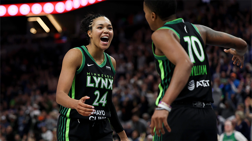 Lynx Re-Sign Forward Napheesa Collier