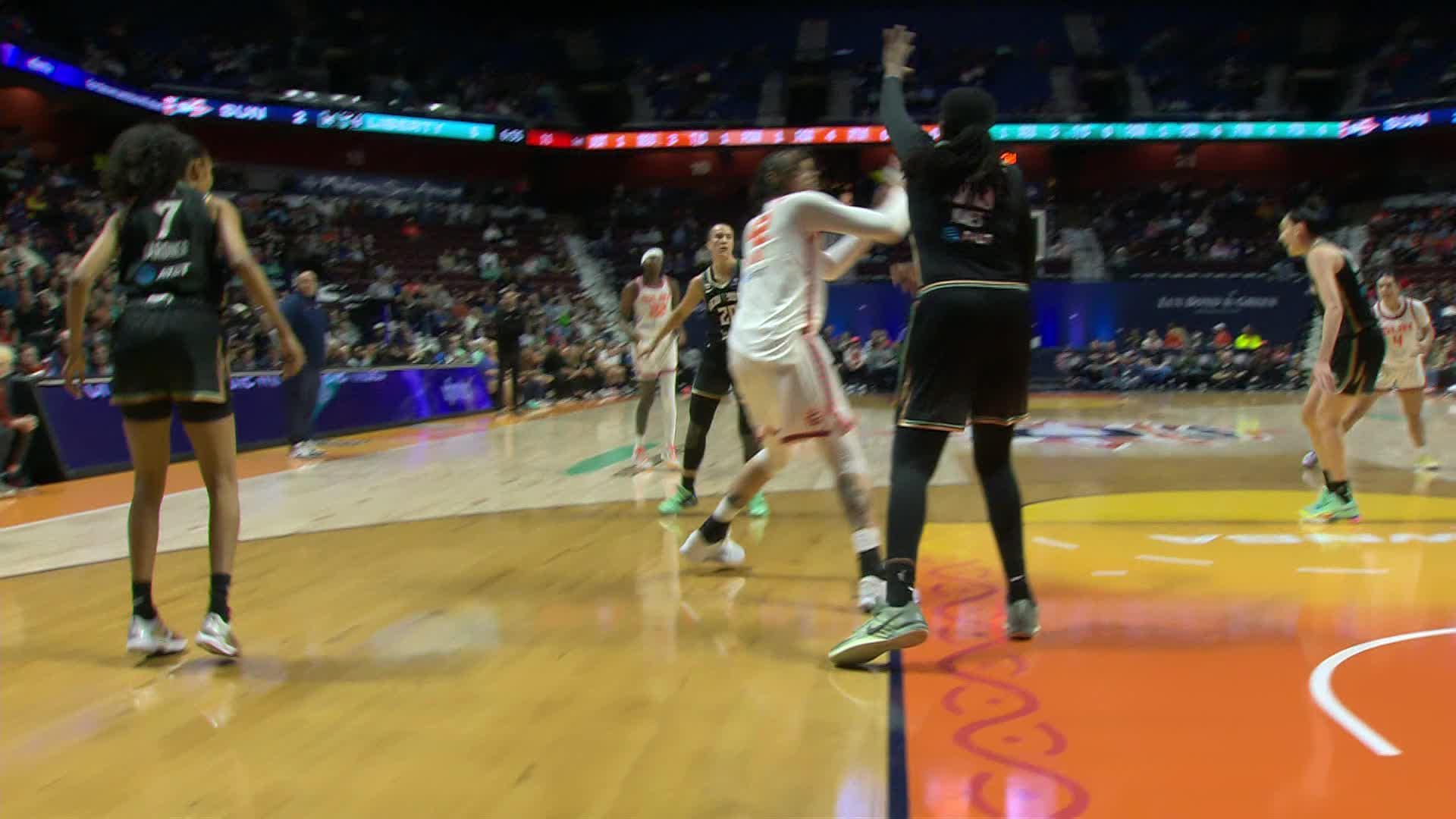 Brittney Griner Points Leader in Connecticut Sun vs. New York Liberty - Top Points