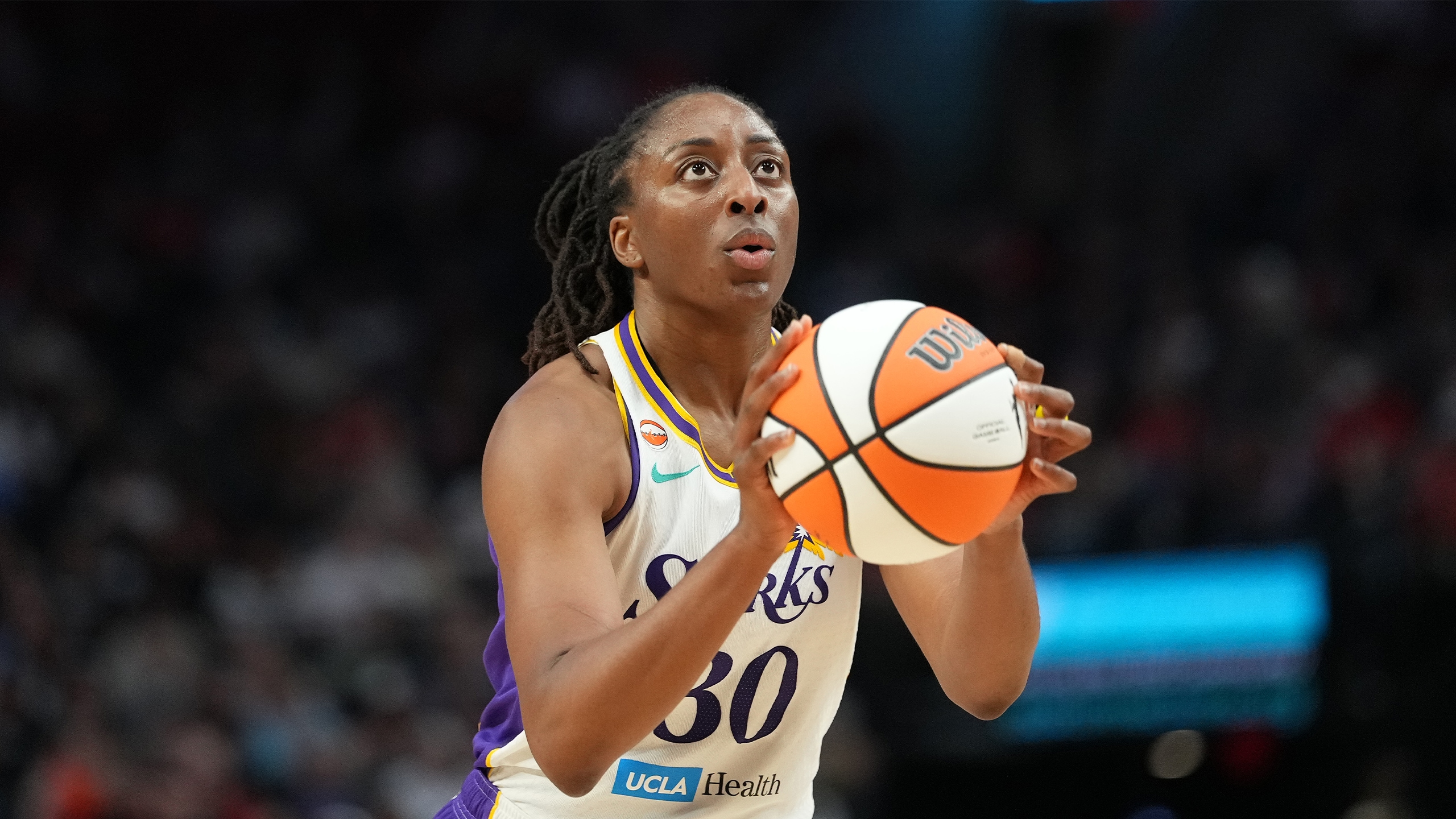 Nneka Climbs All-Time Points List in Sparks Win