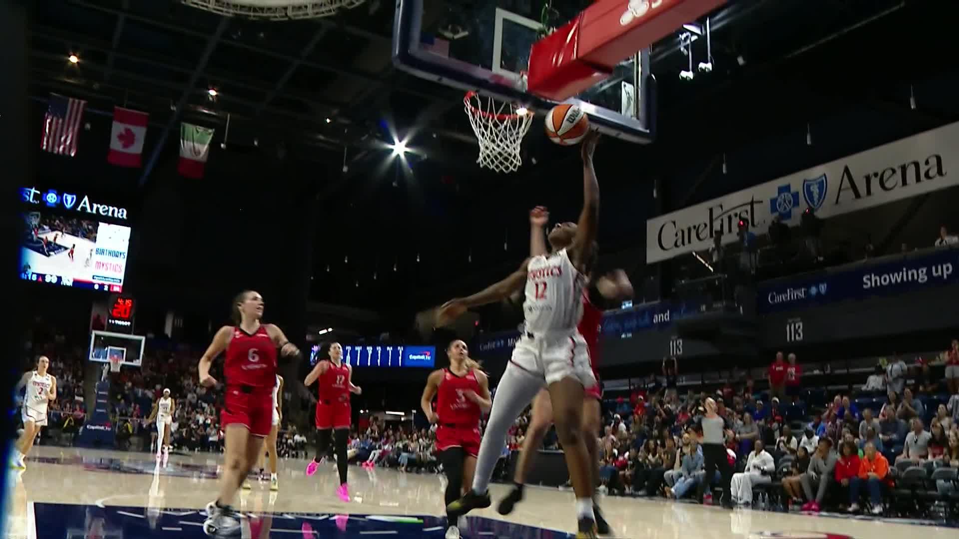 Emily Engstler with 5 Blocks vs. Washington Mystics