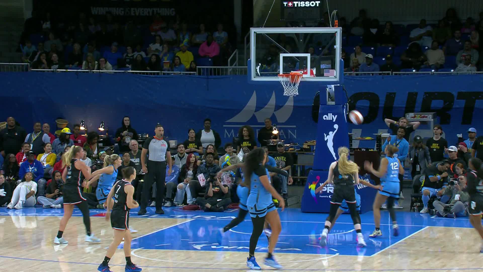 Kamilla Cardoso with the And-1!