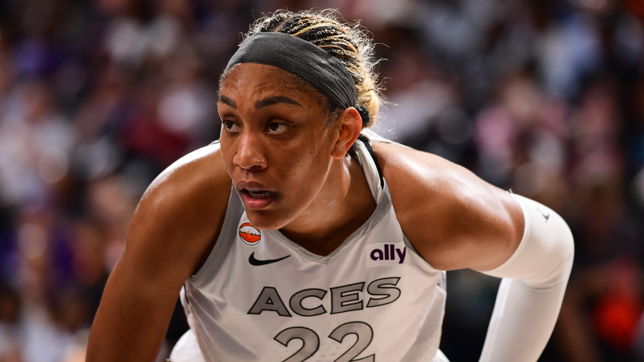Aces Clinch Commissioner's Cup Championship Appearance