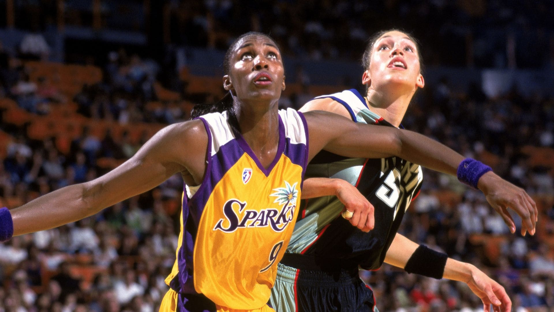 The First Ever WNBA Game
