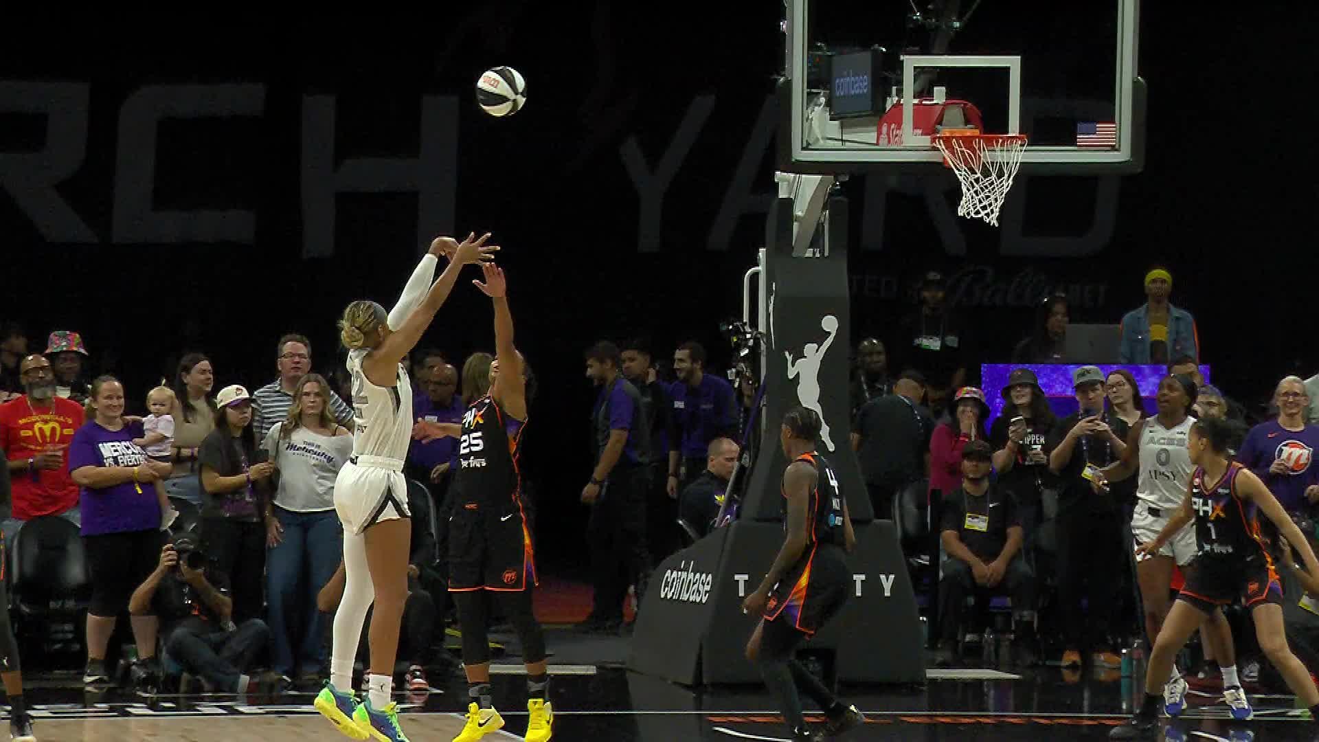 Highlights From Jackie Young 10-Assist Game