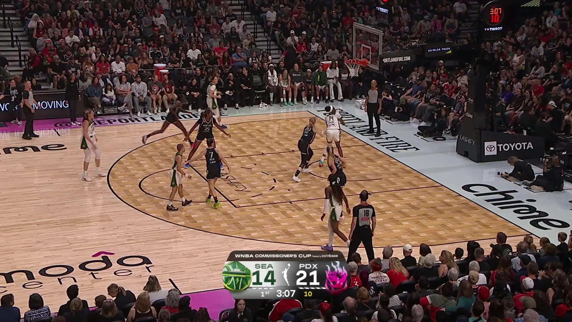 Highlights From Natisha Hiedeman 7-Assist Game