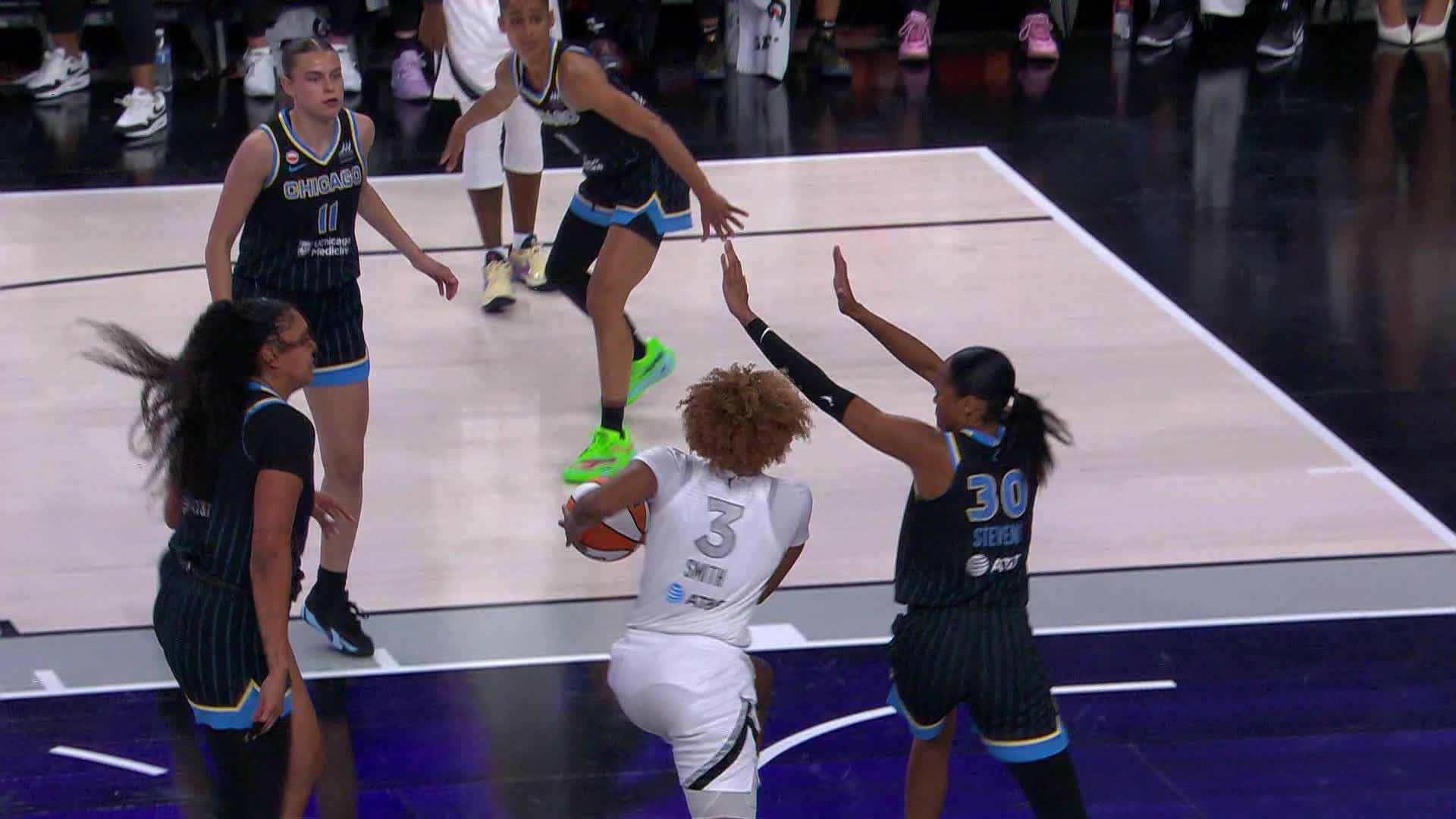 NaLyssa Smith Points Leader in Las Vegas Aces vs. Chicago Sky - Top Points
