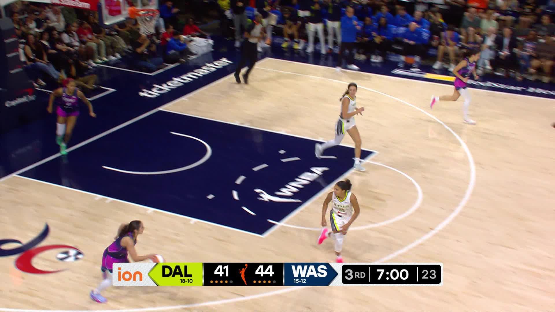 Highlights From Jessica Shepard 10-Assist Game