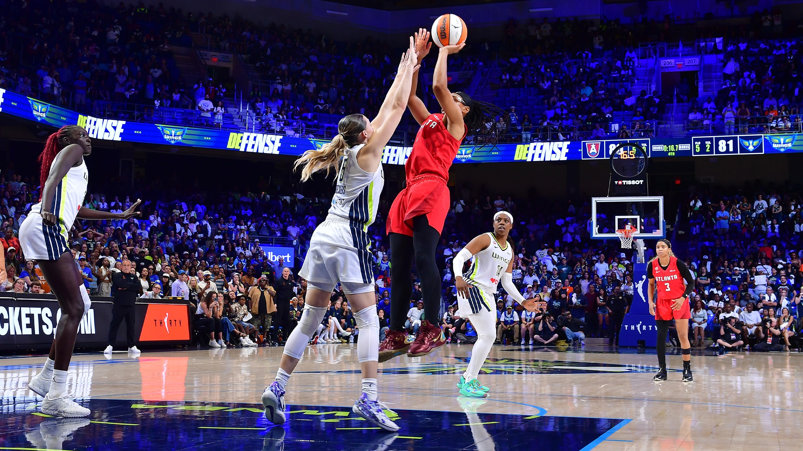 Gray Calls Game, Dream Win Four Straight