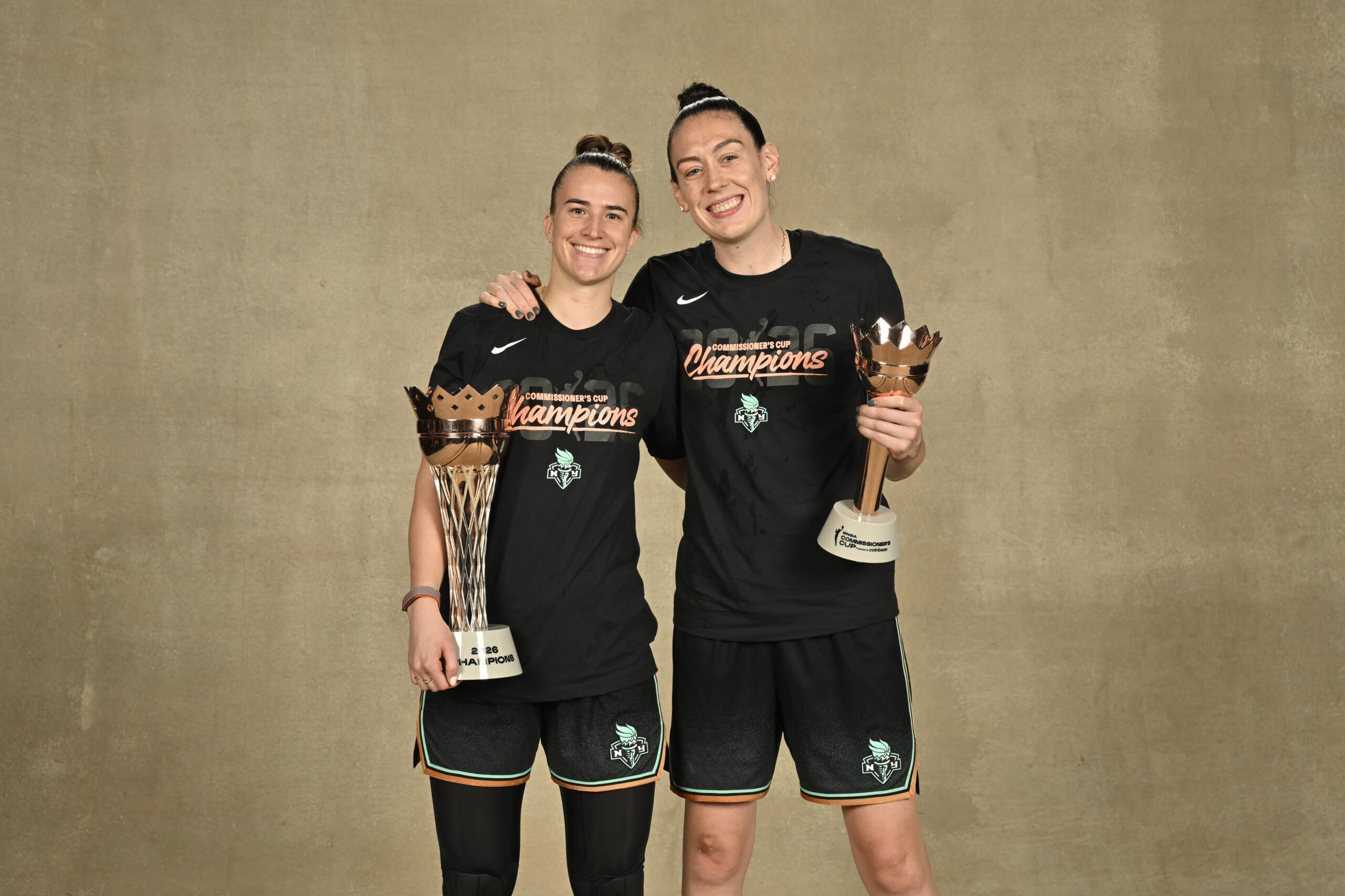 Sabrina Ionescu #20 Breanna Stewart #30