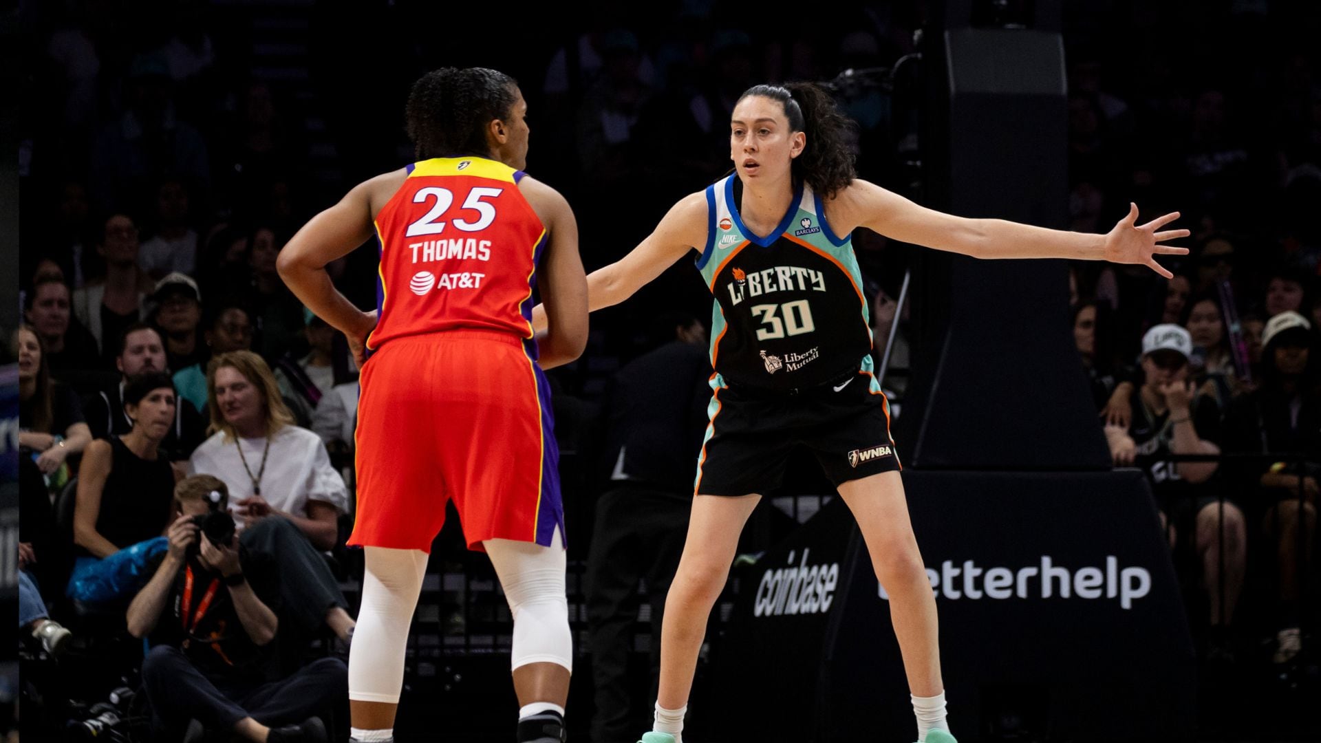 LIVE: Saturday's WNBA Action