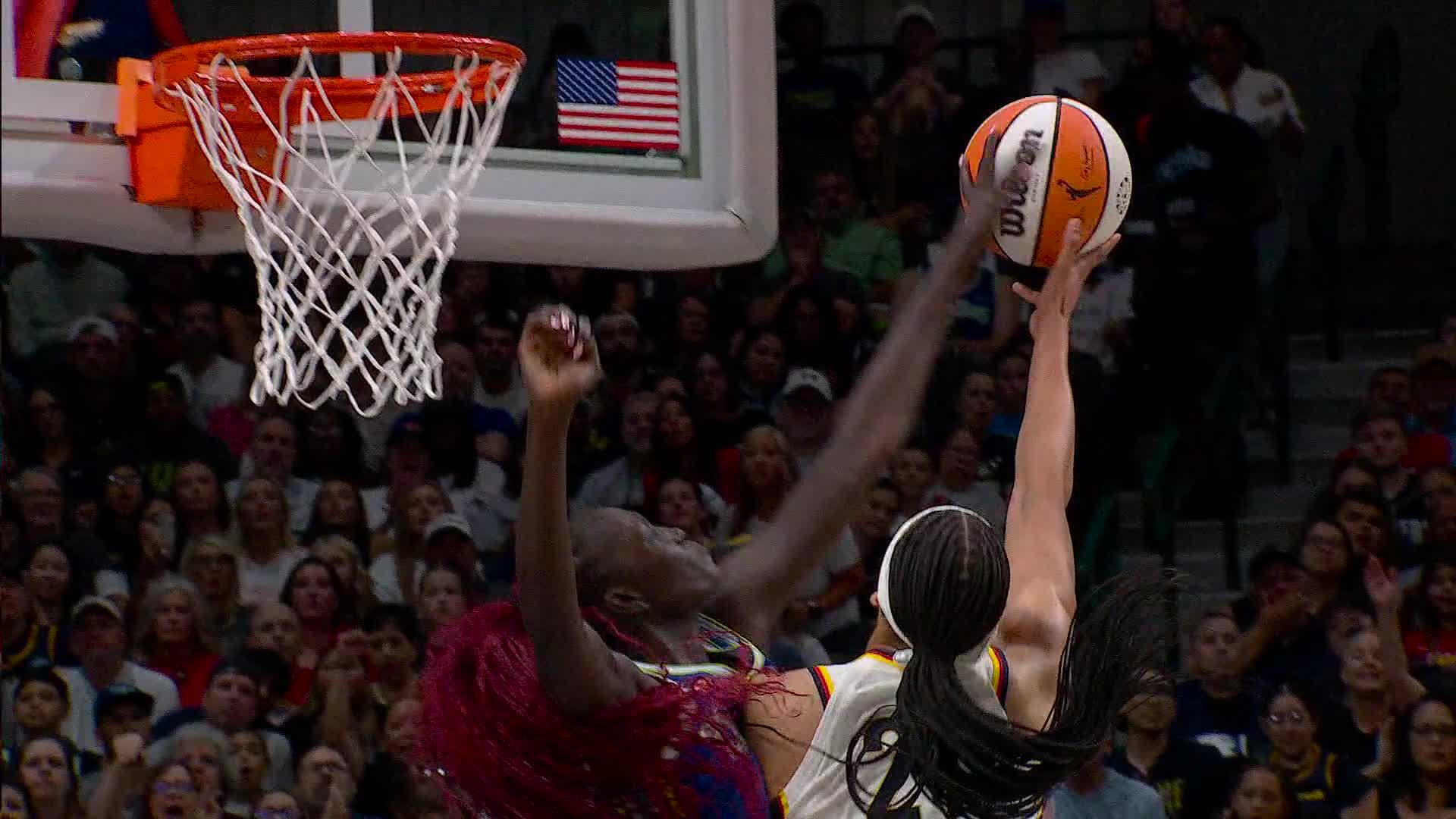 Awak Kuier with 7 Blocks vs. Indiana Fever
