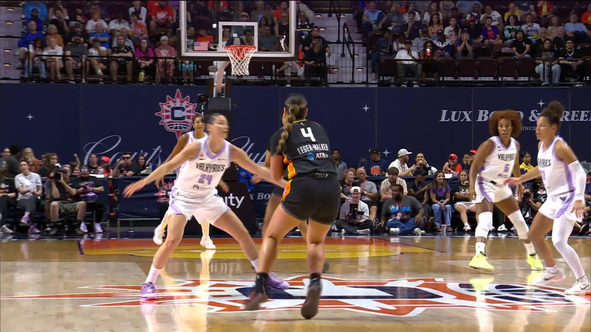Highlights From Veronica Burton 7-Assist Game
