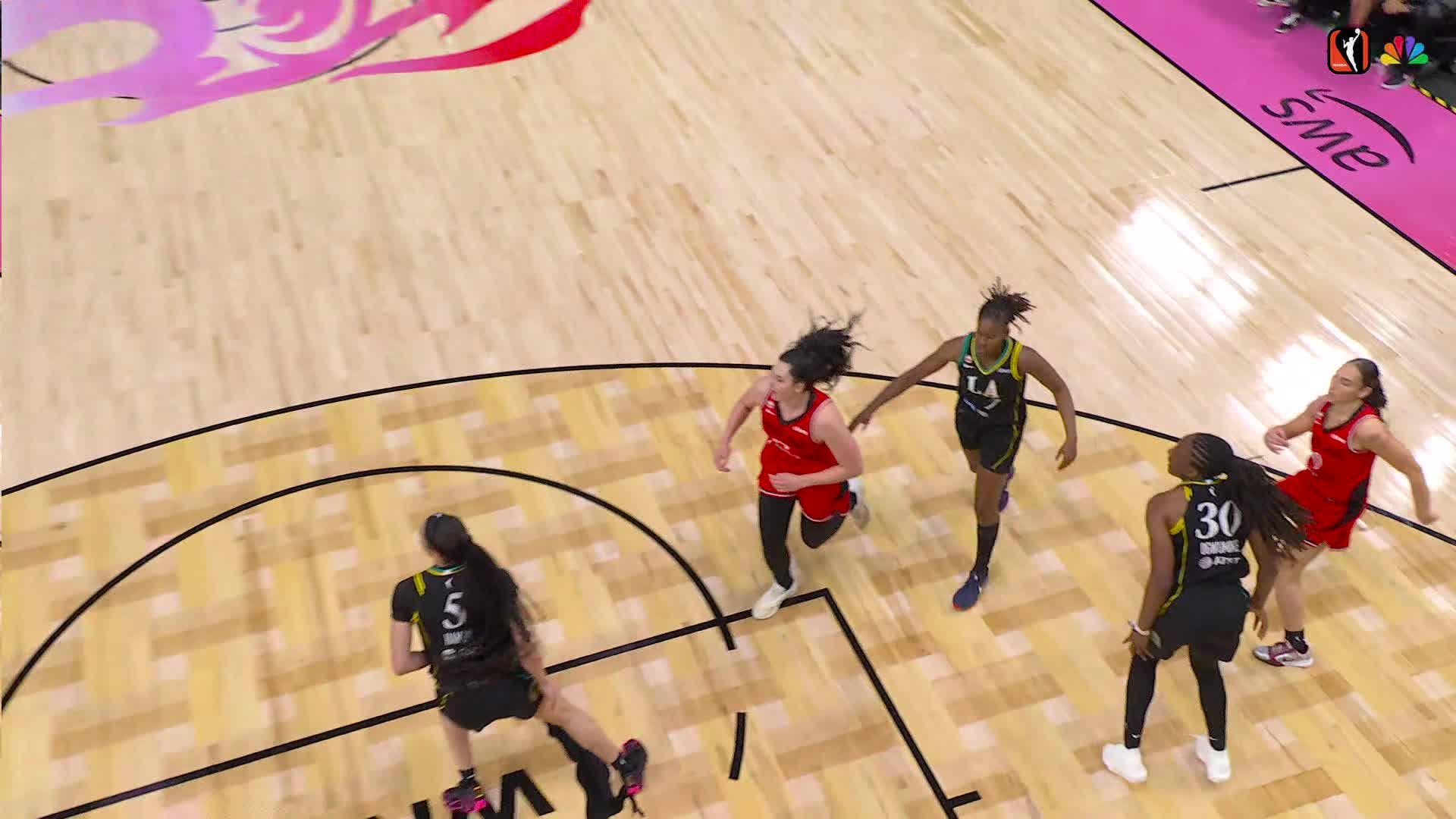 Highlights From Carla Leite 8-Assist Game