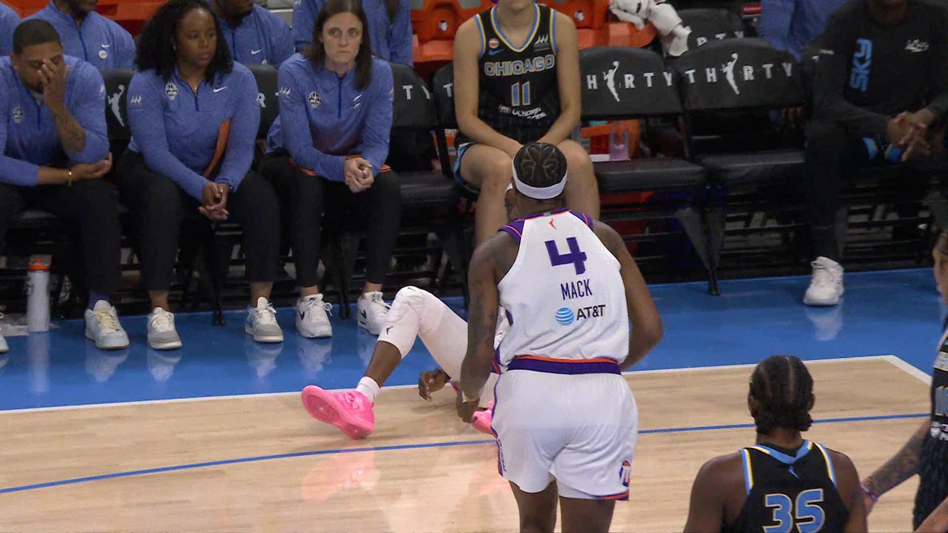 Kahleah Copper Points Leader in Chicago Sky vs. Phoenix Mercury - Top Points