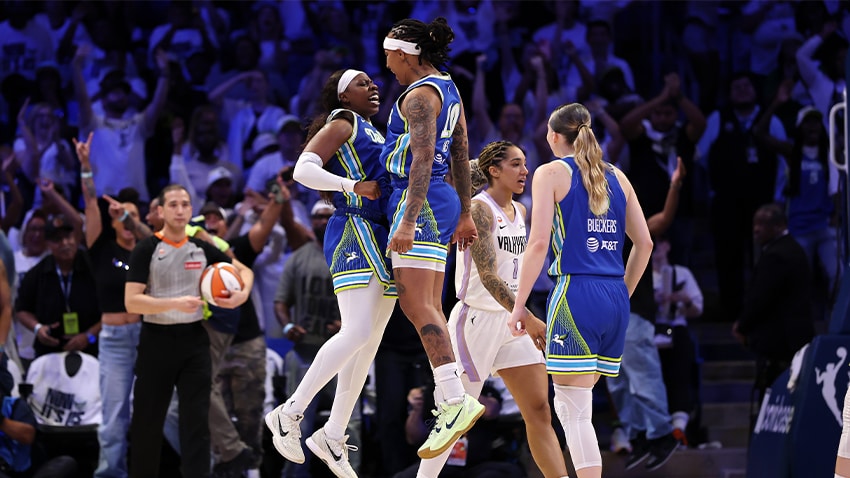 Arike Ogunbowale Sets WNBA Playoff Scoring Record in Wings' Game 2 Win