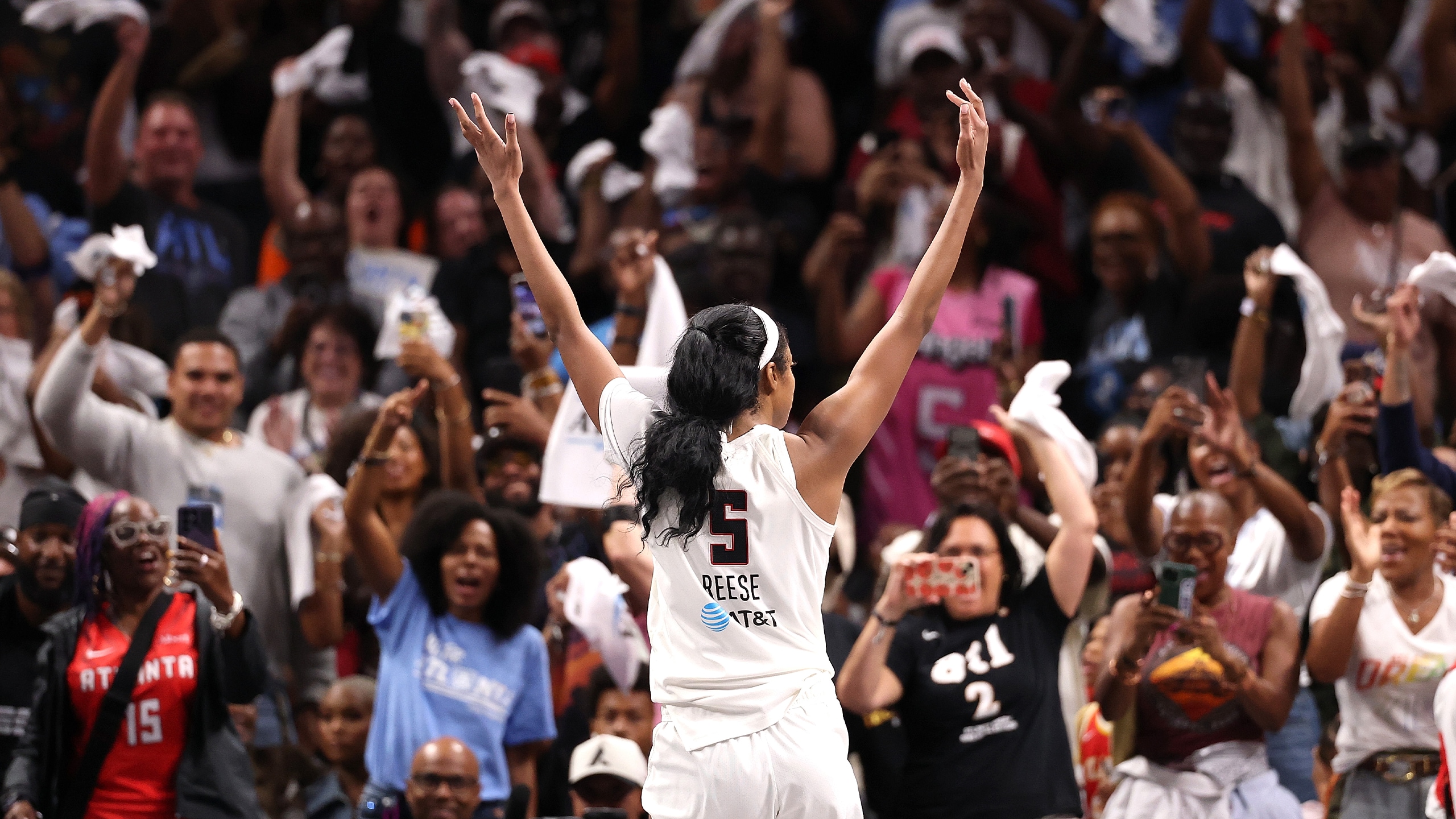 Dream, Valkyries Defend Homecourt in Game 1 Wins
