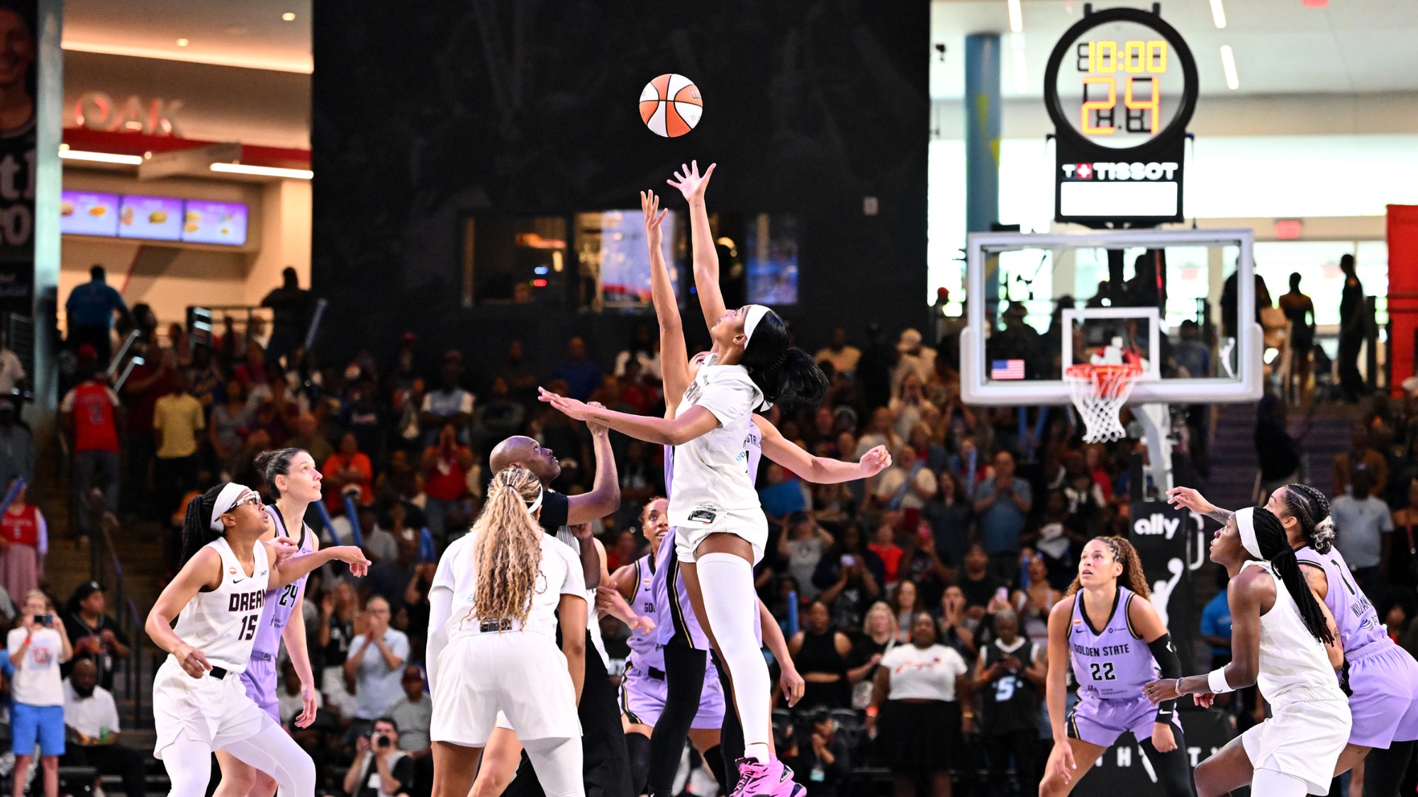 LIVE: Game 1 of the 2026 WNBA Finals